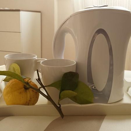 Casa Versilia Hotel Marina di Massa Szoba fotó